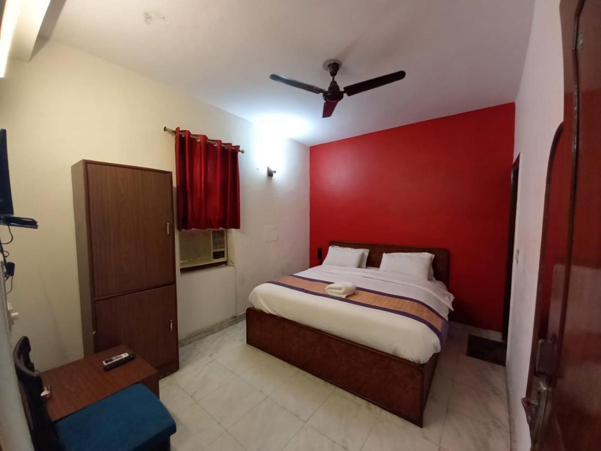 Hotel Shri Ram New Delhi Exterior photo